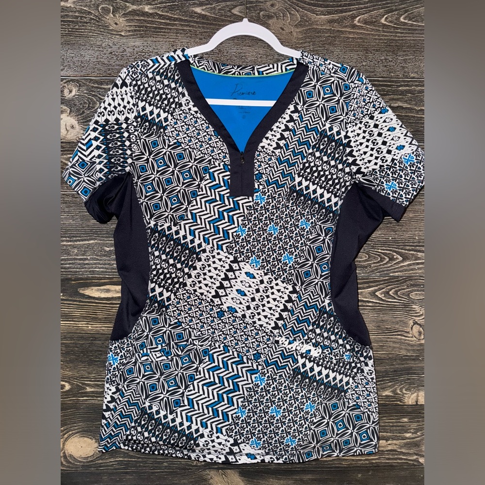 Premiere by Healing Hands Women’s Print Top